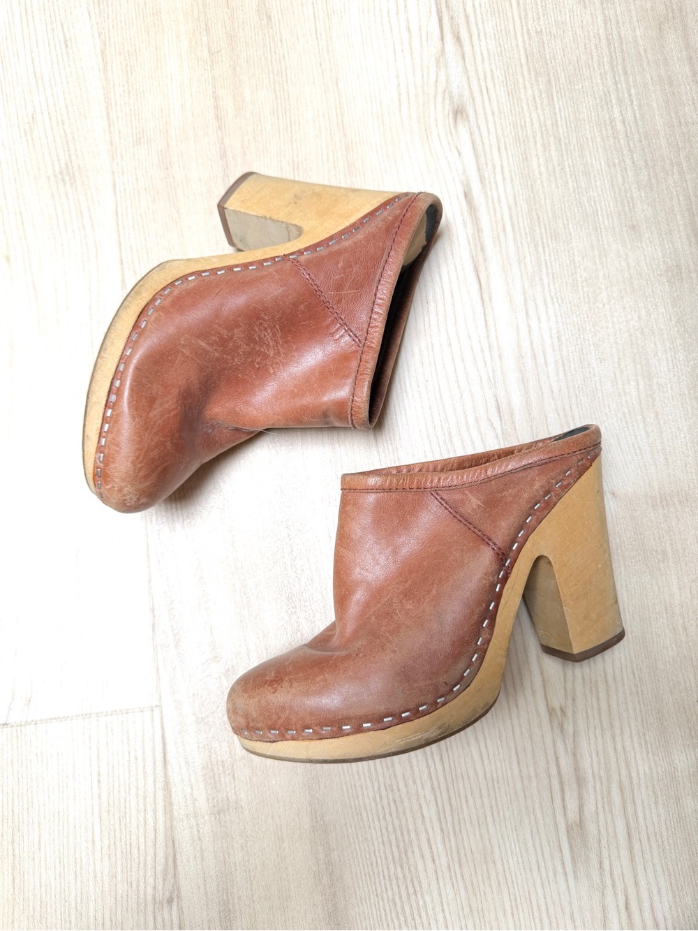 DOLCE VITA 70s style brown leather clog mule heels vintage bohemian / size 8